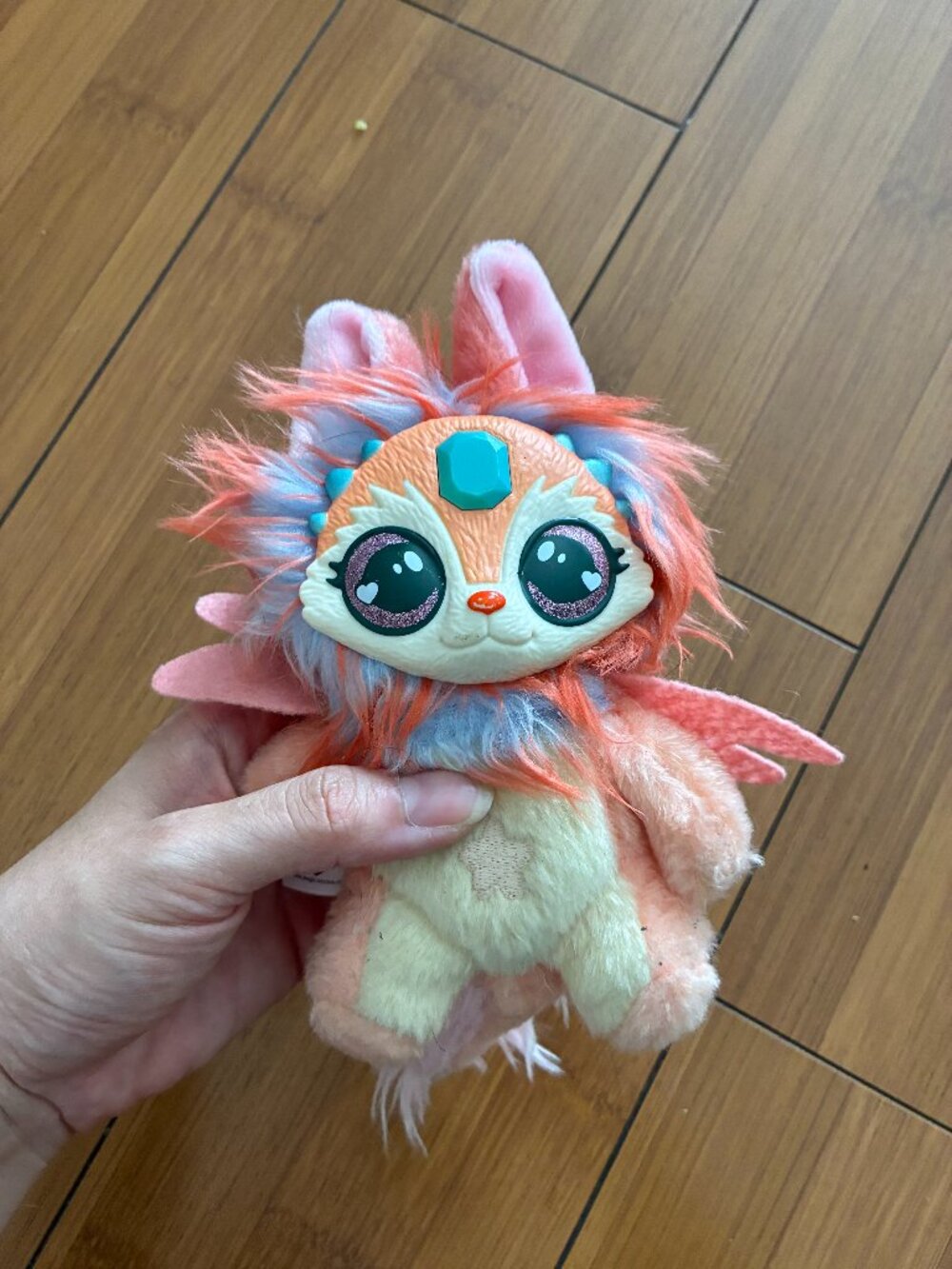 Magic Mixies Magical Misting Pet Peach Orange Plush Doll